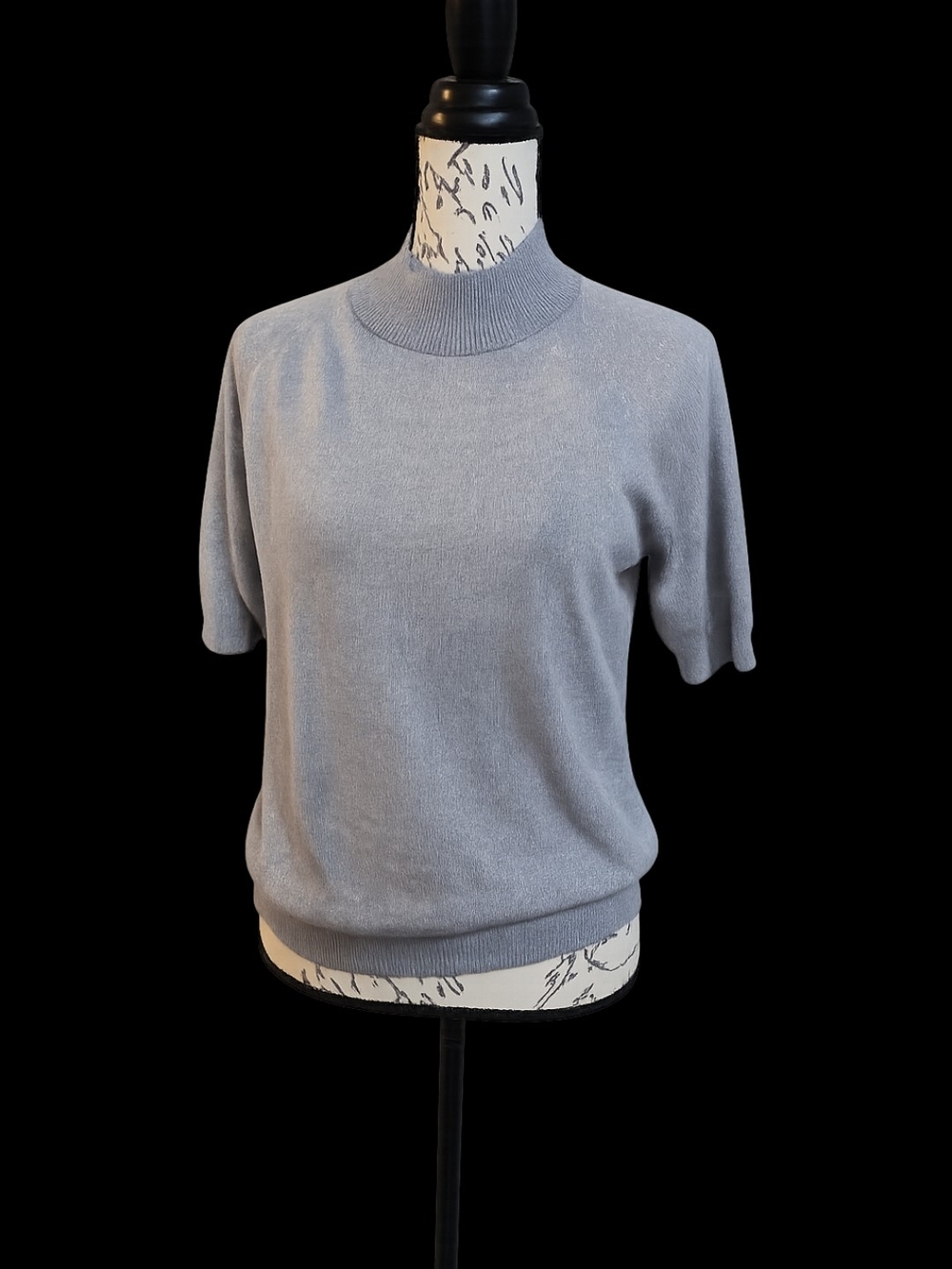 Ann Taylor Light Gray Short Sleeve Mock Neck Sweater